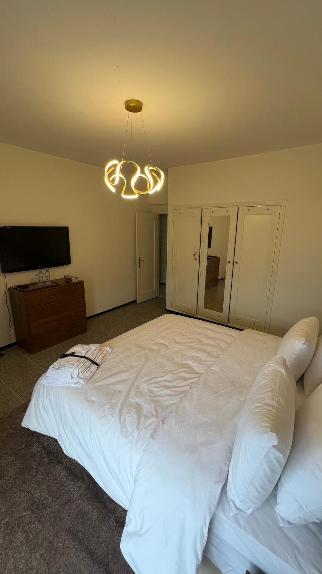 Appartement Spacieux - Bd Anfa Casablanca Esterno foto